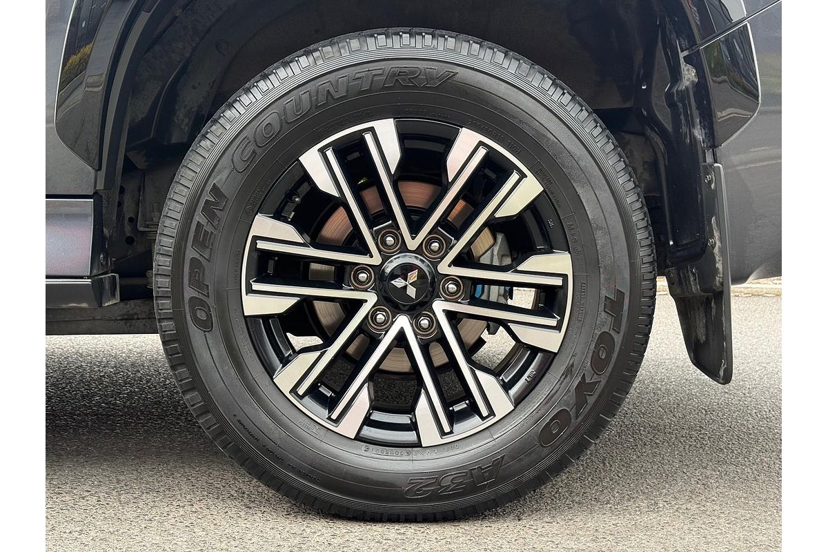 2022 Mitsubishi Pajero Sport Exceed QF