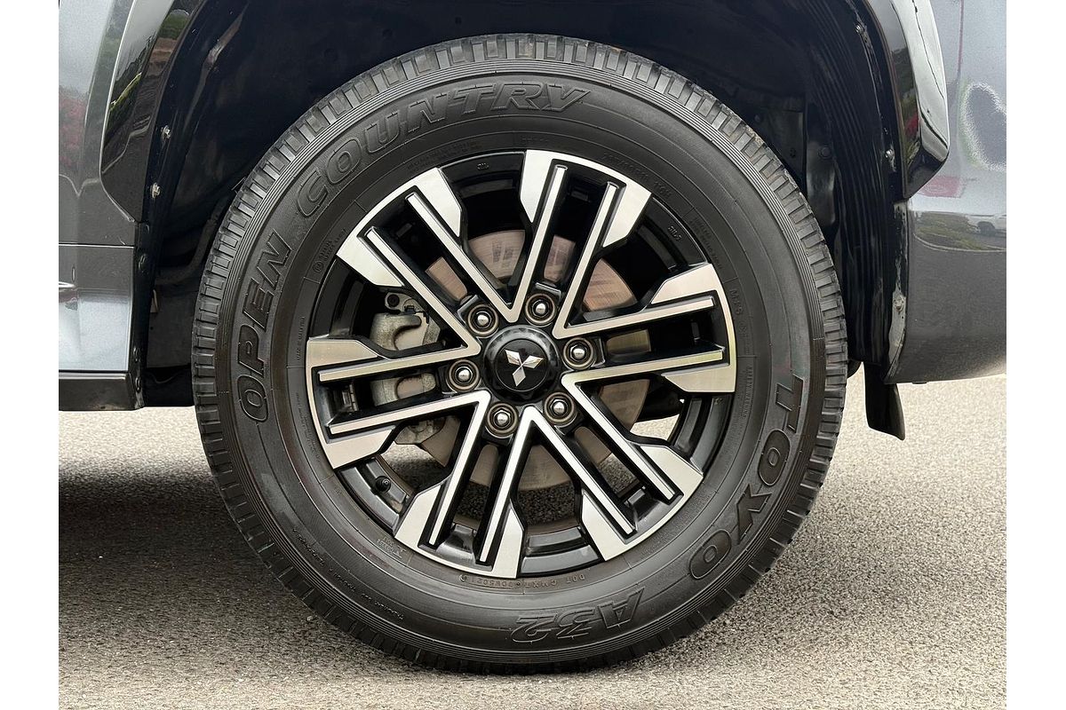 2022 Mitsubishi Pajero Sport Exceed QF