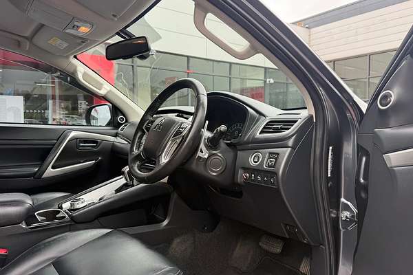 2022 Mitsubishi Pajero Sport Exceed QF