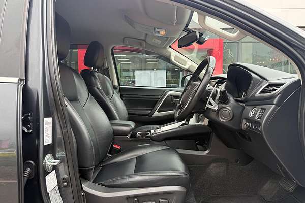 2022 Mitsubishi Pajero Sport Exceed QF