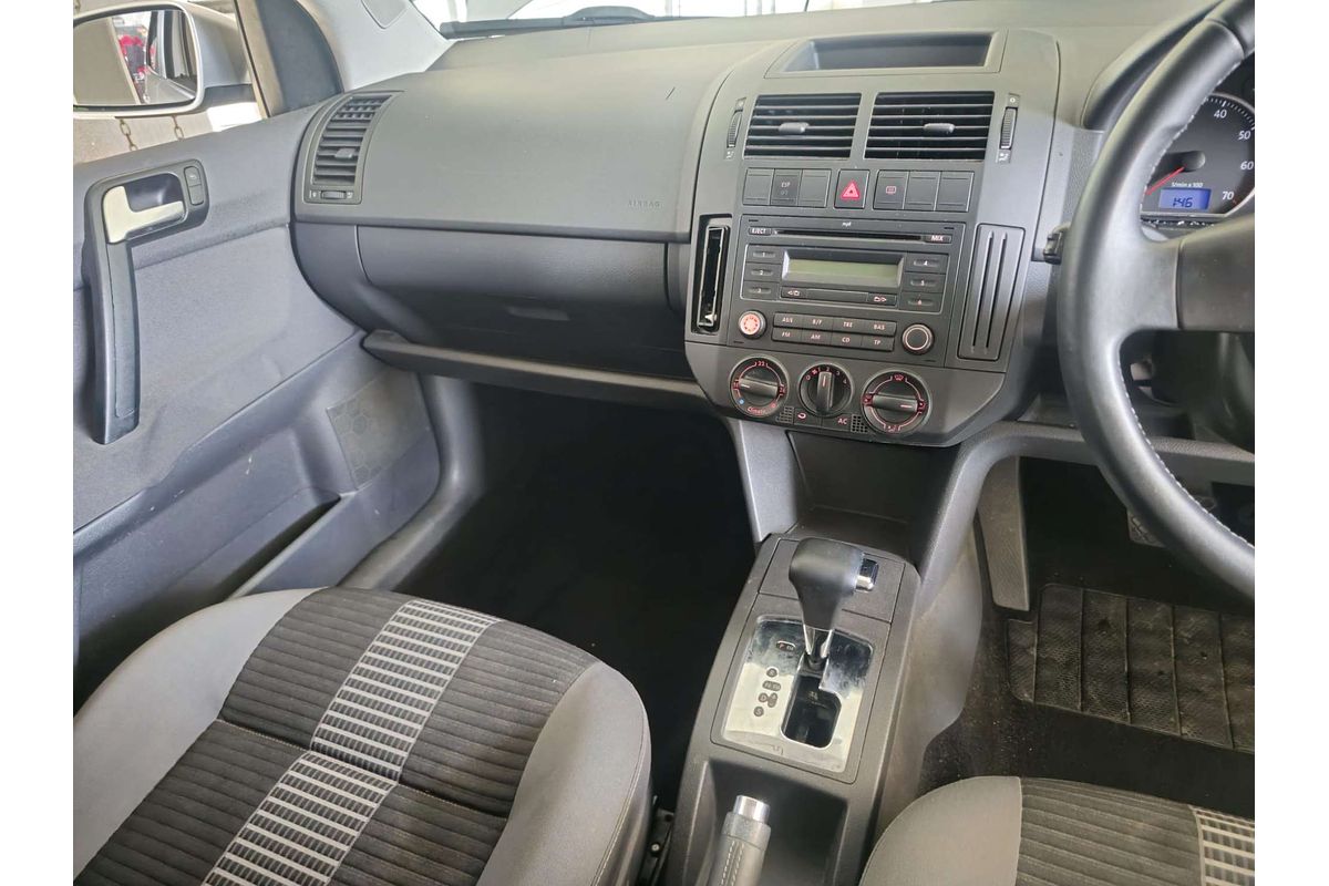 2009 VOLKSWAGEN POLO PACIFIC 9N AUTO 1.6L SILVER