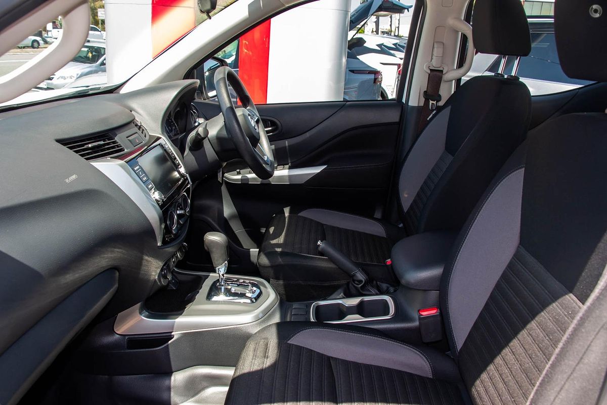 2025 Nissan Navara SL D23 4X4