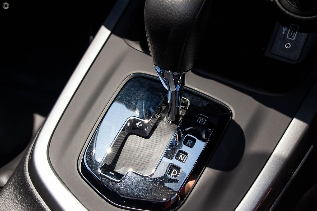 2025 Nissan Navara SL D23 4X4