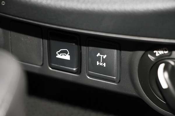 2025 Nissan Navara SL D23 4X4