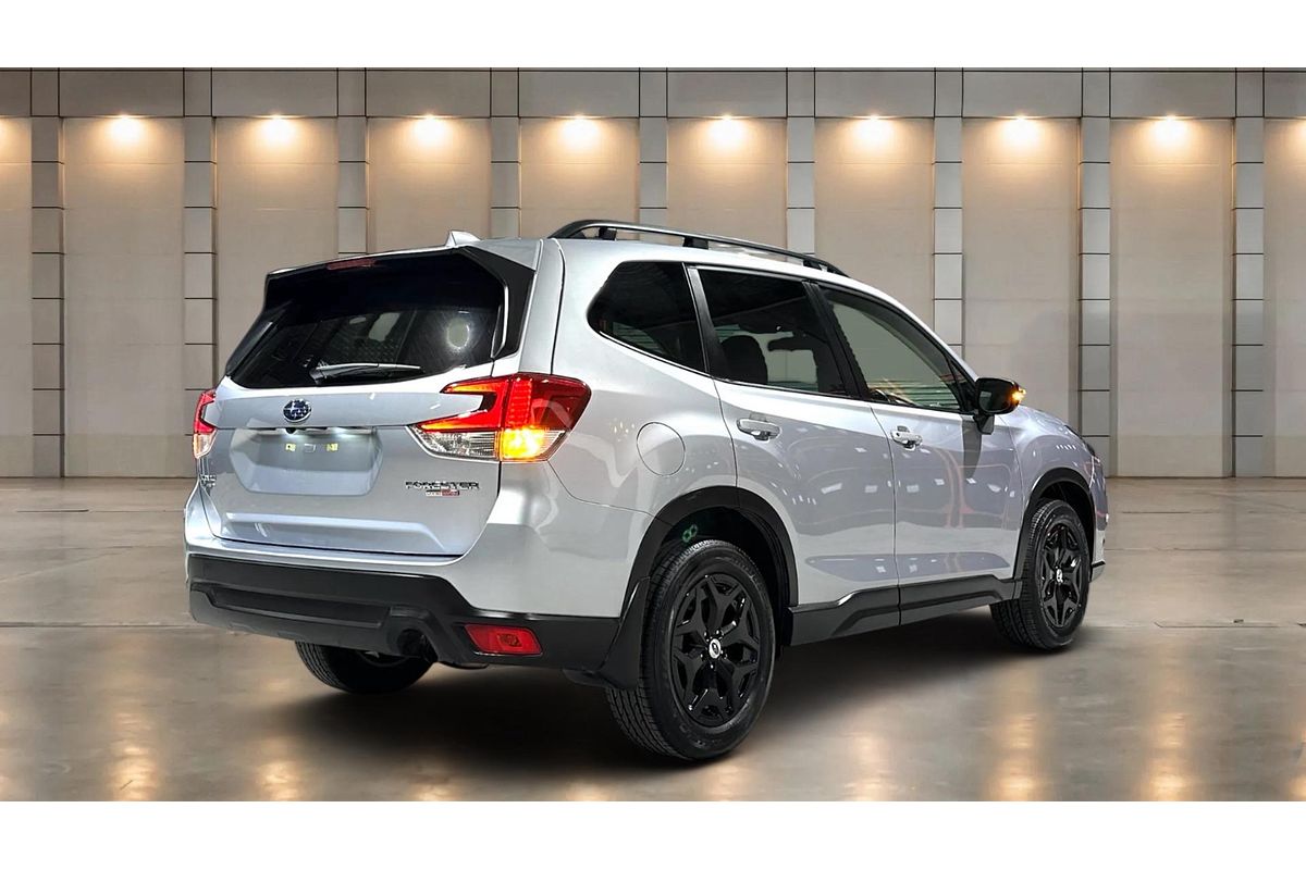 2023 Subaru Forester 2.5i S5