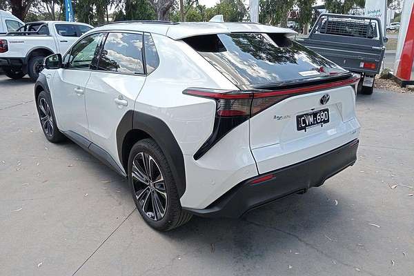 2023 Toyota bZ4X YEAM15R