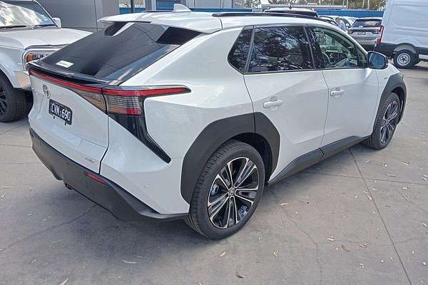 2023 Toyota bZ4X YEAM15R