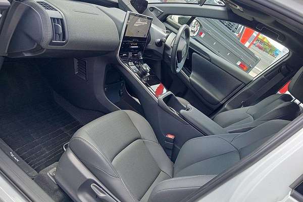 2023 Toyota bZ4X YEAM15R