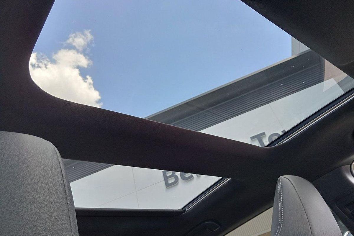 2023 Toyota bZ4X YEAM15R