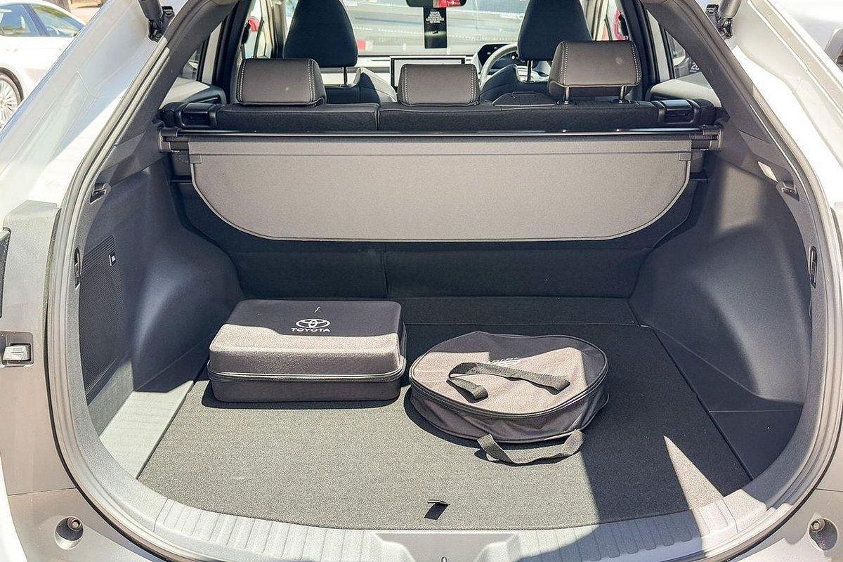 2023 Toyota bZ4X YEAM15R