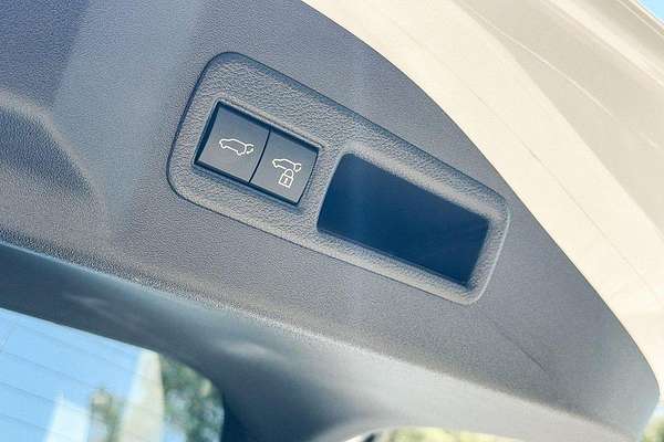 2023 Toyota bZ4X YEAM15R