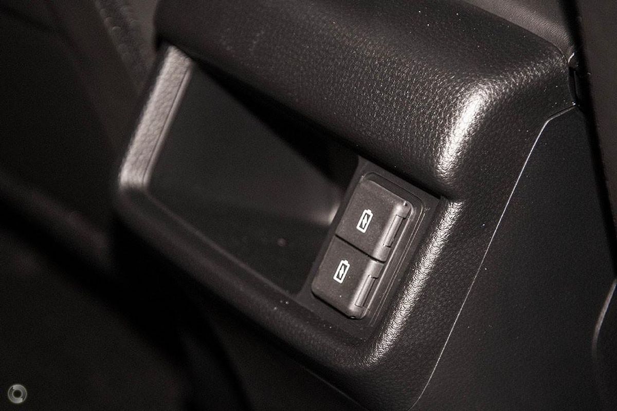 2025 Isuzu MU-X LS-T