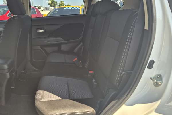 2017 Mitsubishi Outlander LS SAFETY PACK (4x2) ZK MY17