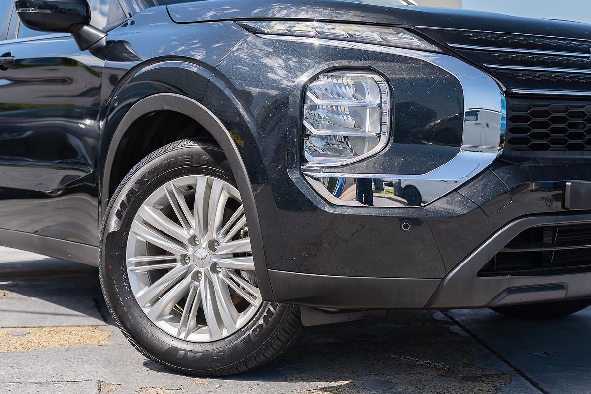 2022 Mitsubishi Outlander ES ZM