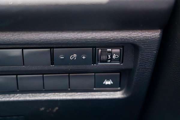 2022 Mitsubishi Outlander ES ZM