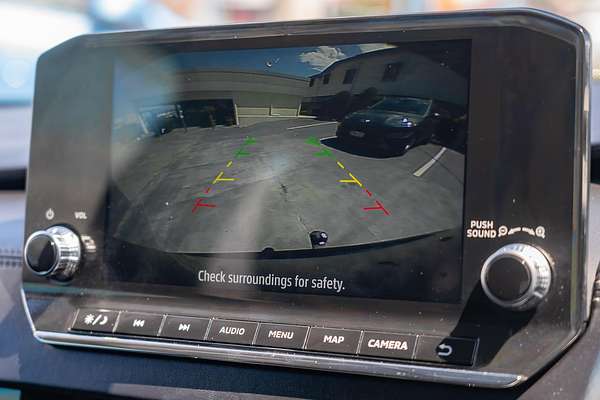 2022 Mitsubishi Outlander ES ZM