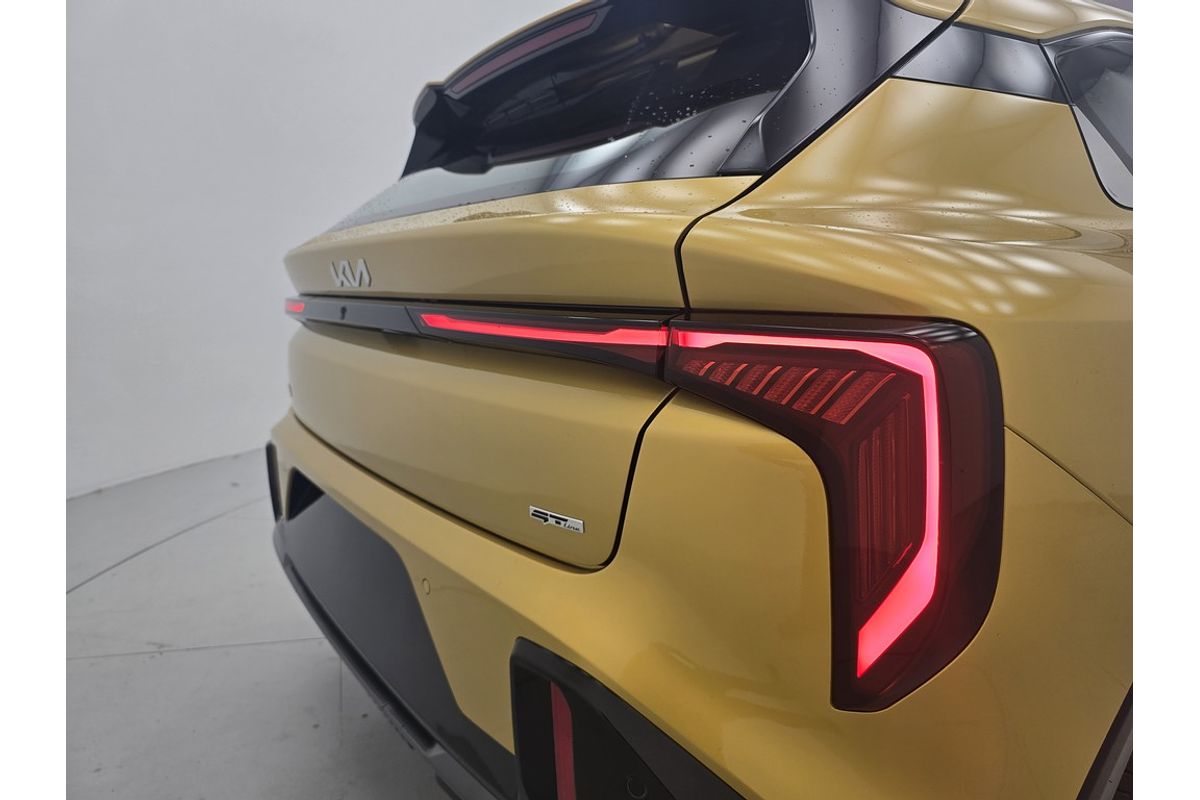 2025 Kia K4 GT-Line CL4m