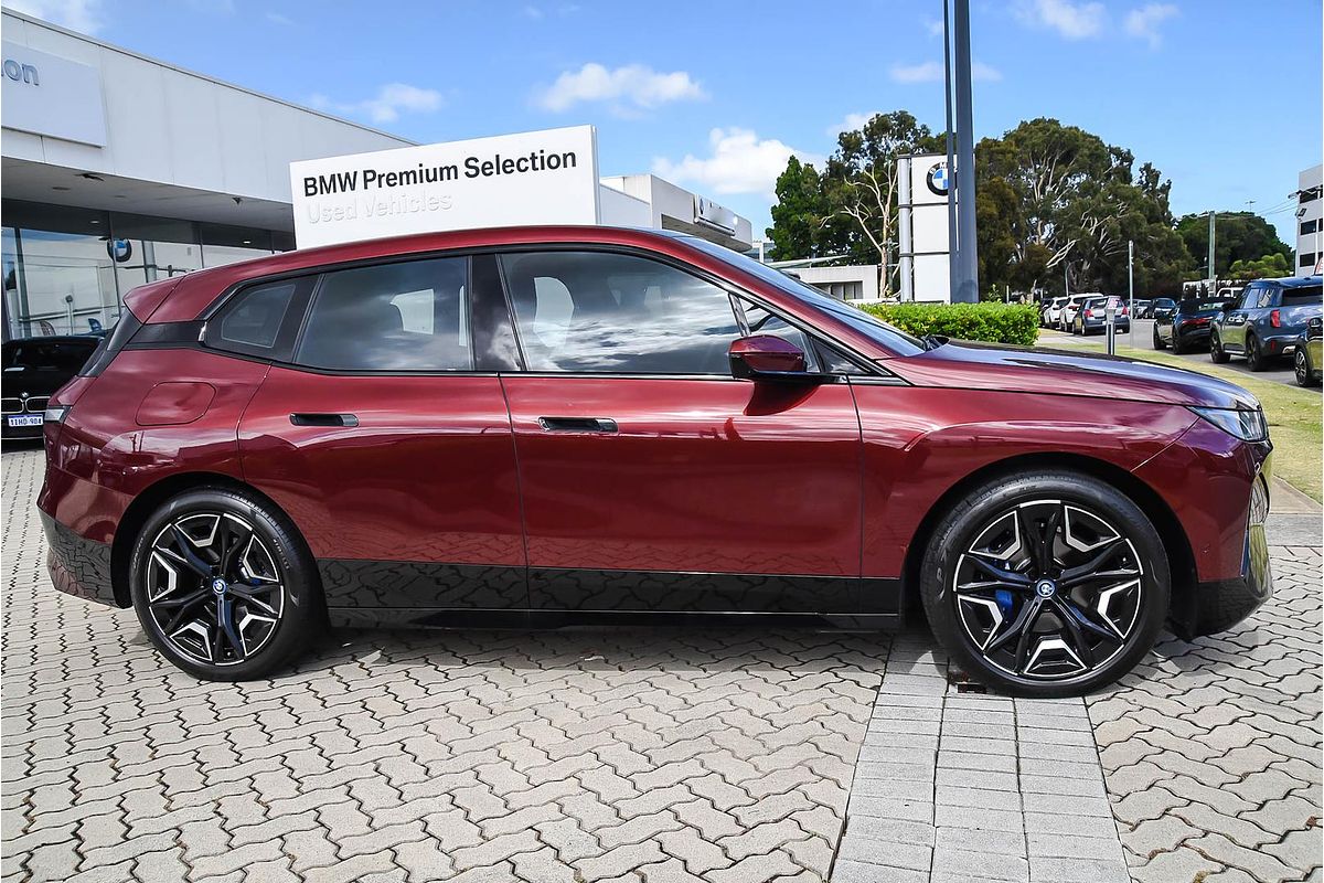 2023 BMW iX xDrive40 I20