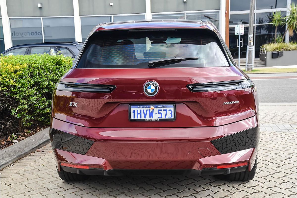 2023 BMW iX xDrive40 I20