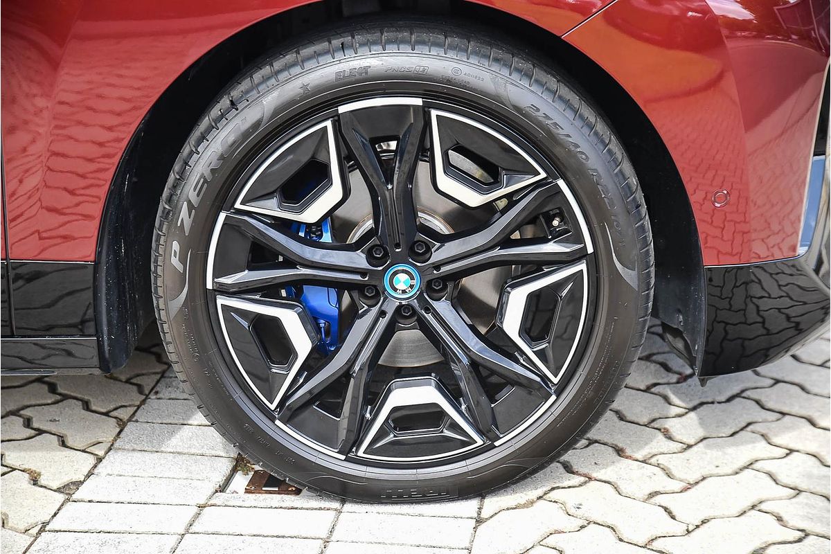 2023 BMW iX xDrive40 I20