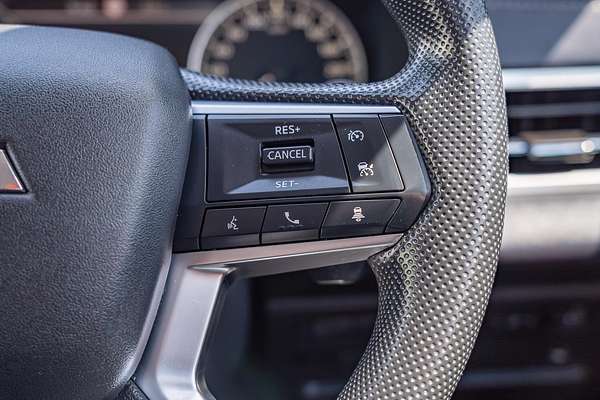 2022 Mitsubishi Outlander ES ZM