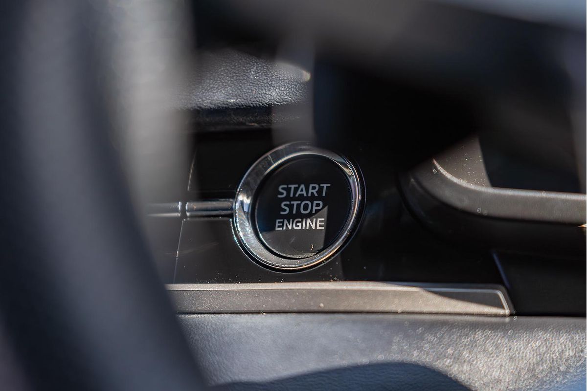 2022 Mitsubishi Outlander ES ZM