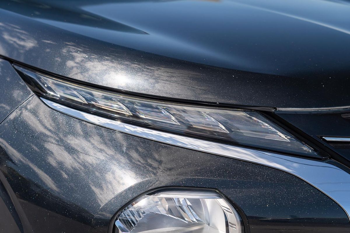 2022 Mitsubishi Outlander ES ZM