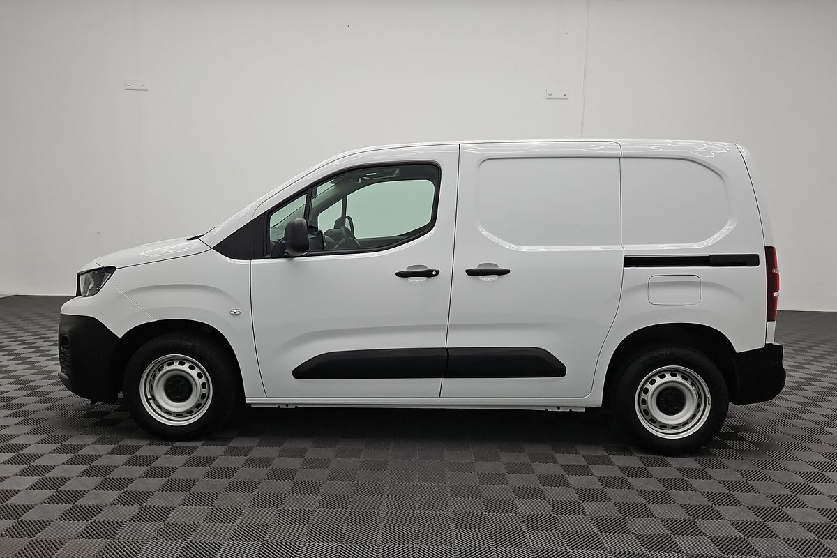 2023 Peugeot Partner City K9 SWB Low Roof