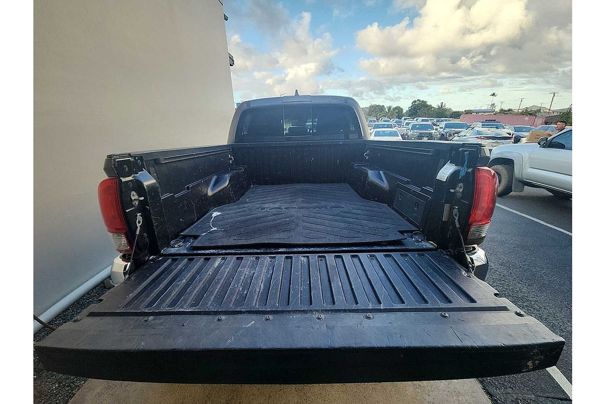 2022 Toyota Tacoma SR5