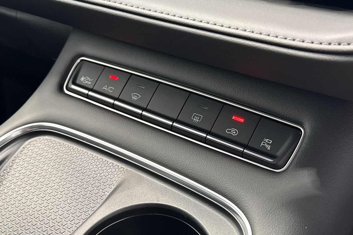 2025 GWM Haval H6 Ultra PHEV B01