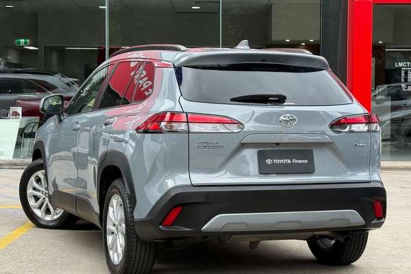 2024 Toyota Corolla Cross GXL MXGH15R