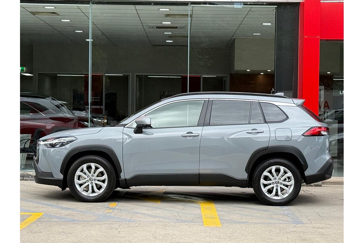 2024 Toyota Corolla Cross GXL MXGH15R