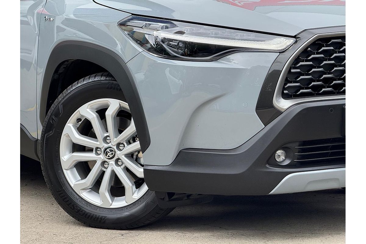 2024 Toyota Corolla Cross GXL MXGH15R