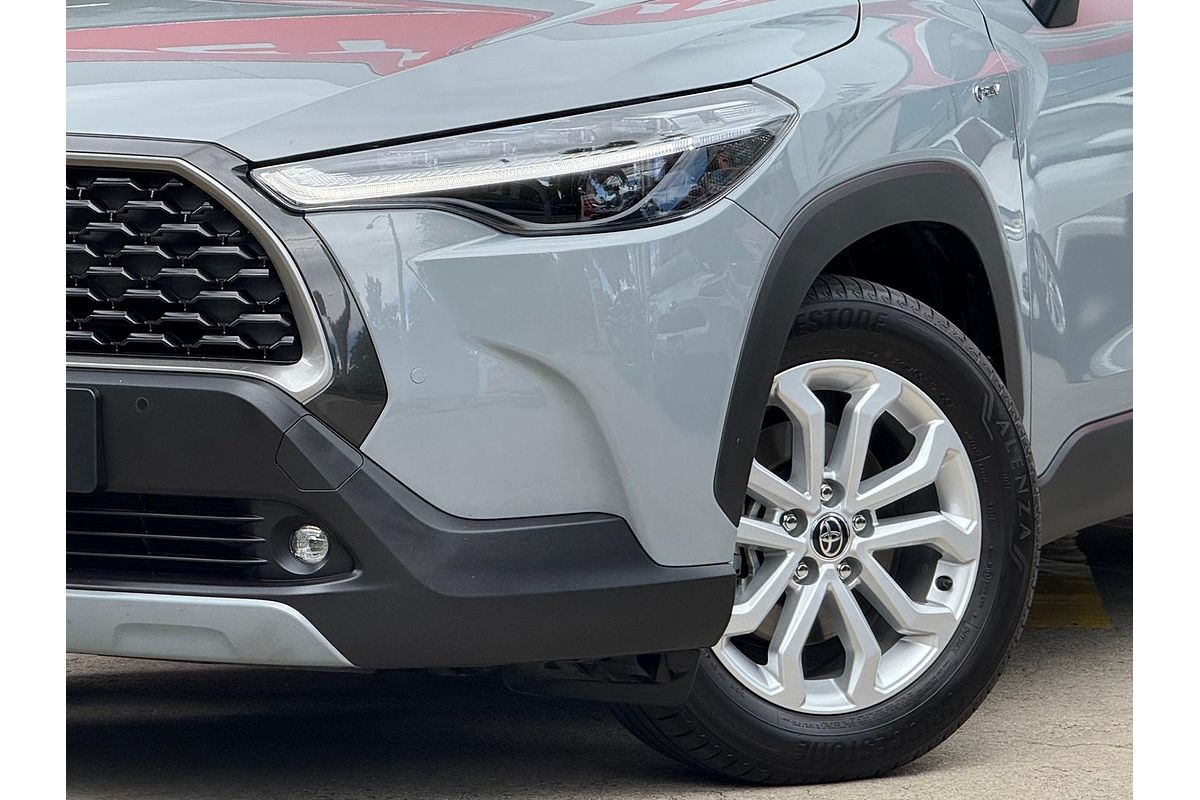 2024 Toyota Corolla Cross GXL MXGH15R