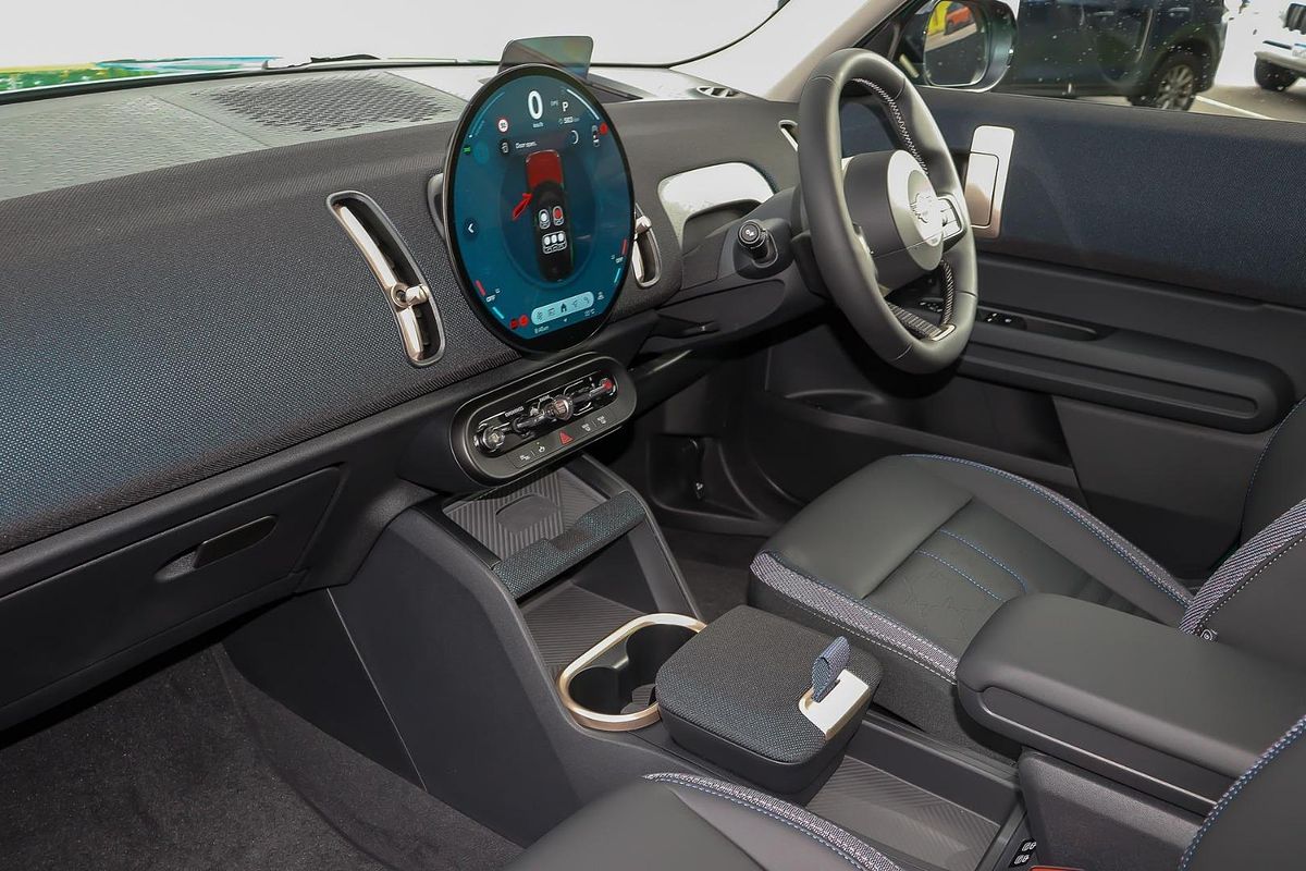 2025 MINI Countryman S Classic U25