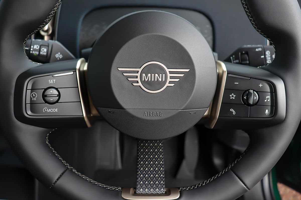 2025 MINI Countryman S Classic U25