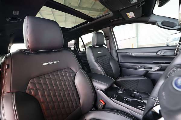 2025 Ford Everest Platinum 3.0L