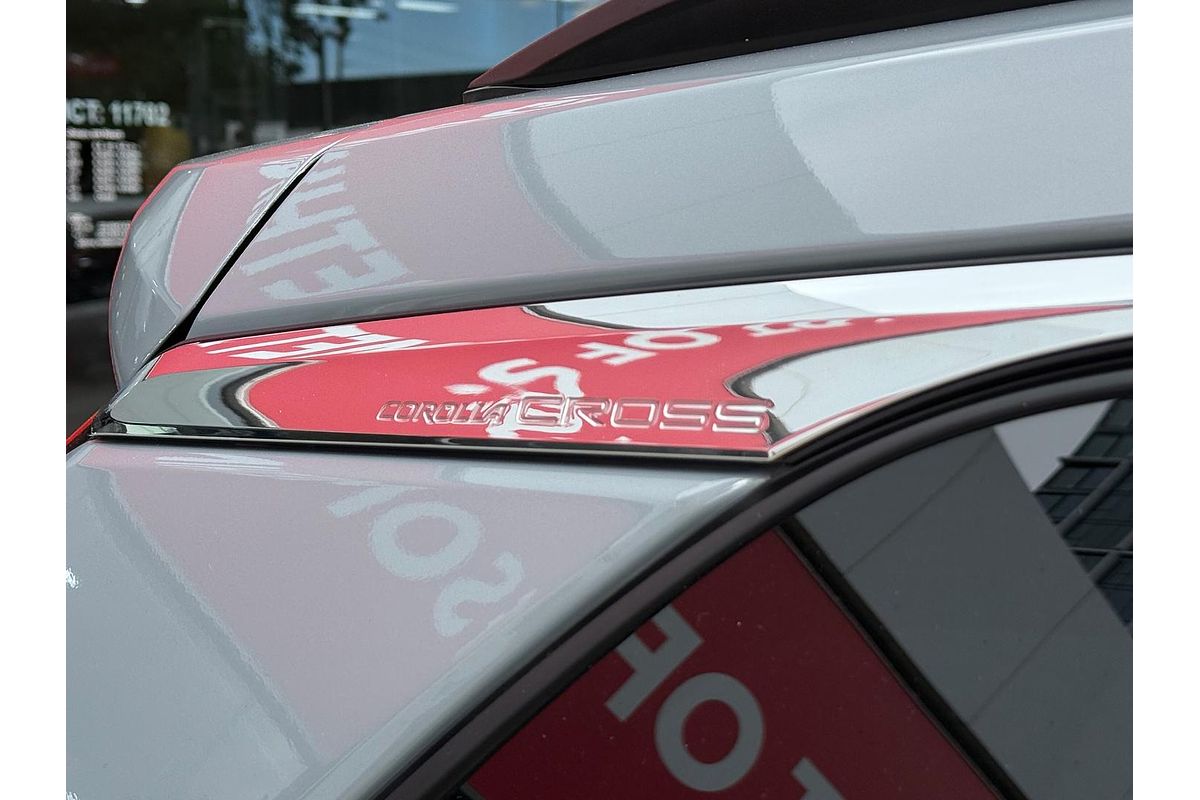 2024 Toyota Corolla Cross GXL MXGH15R