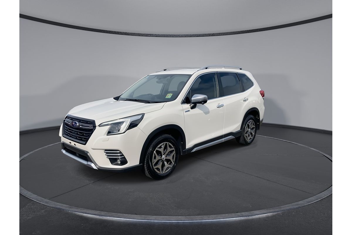 2022 Subaru Forester Hybrid L S5