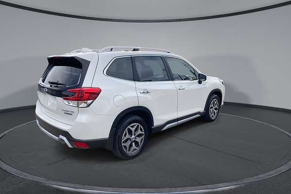 2022 Subaru Forester Hybrid L S5