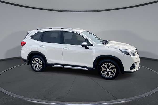 2022 Subaru Forester Hybrid L S5