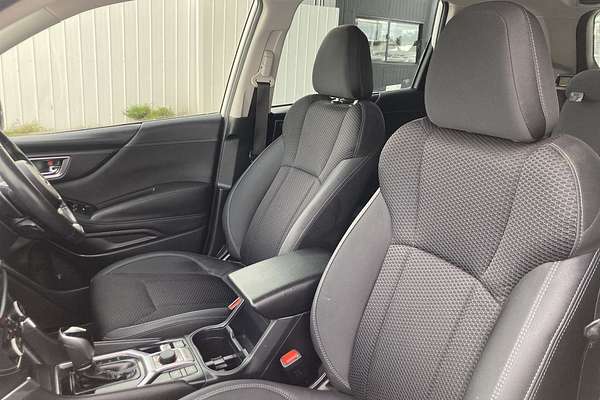 2022 Subaru Forester Hybrid L S5