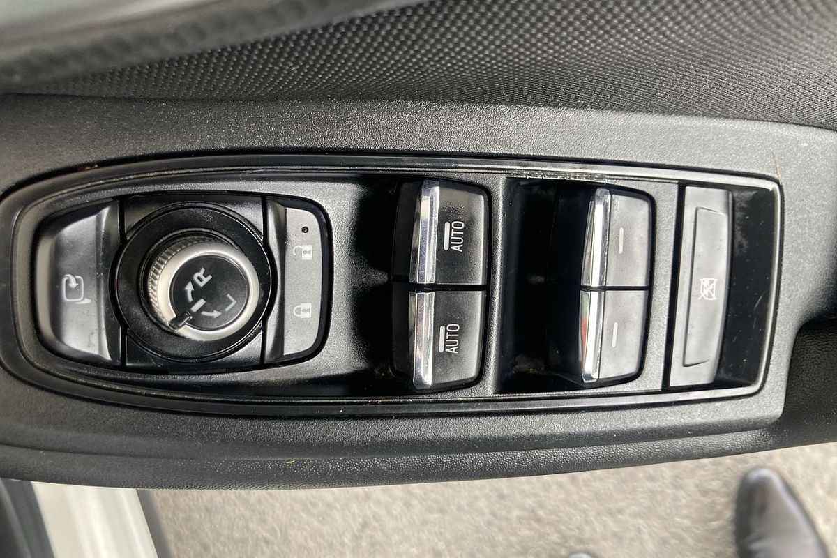 2022 Subaru Forester Hybrid L S5