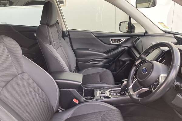 2022 Subaru Forester Hybrid L S5