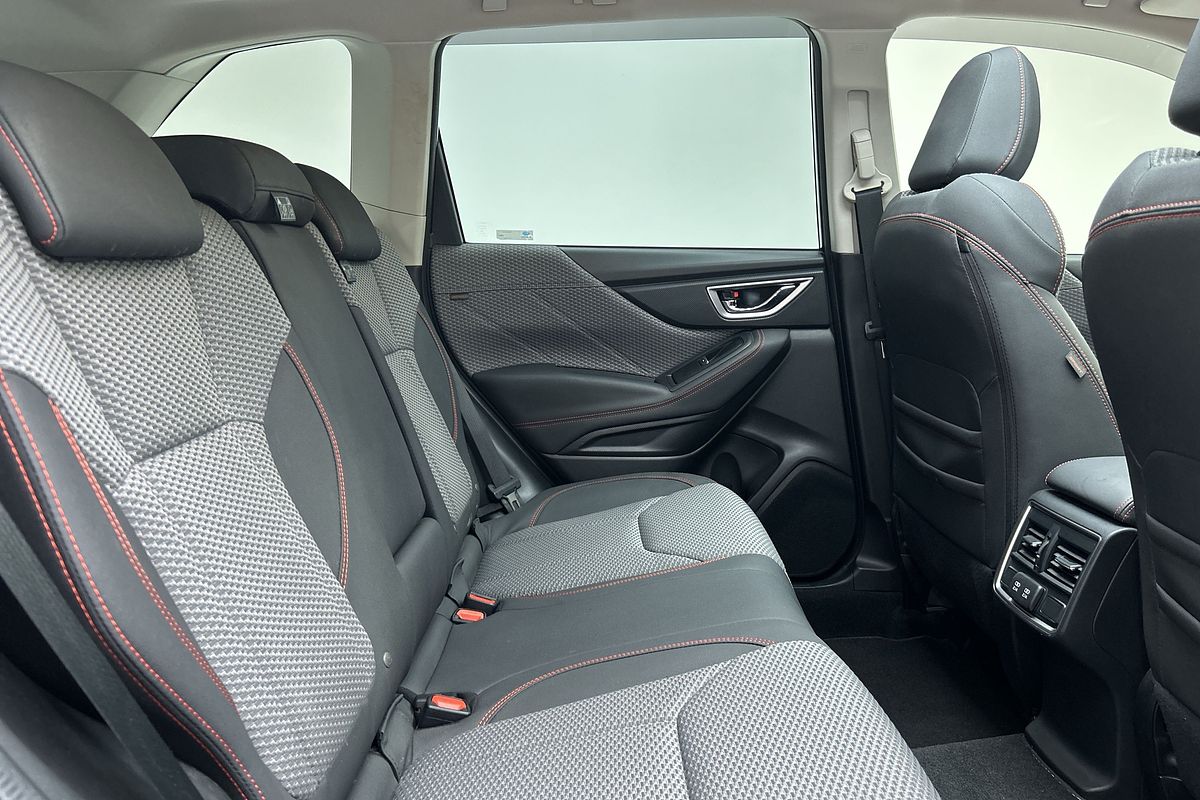 2021 Subaru Forester 2.5i Sport S5