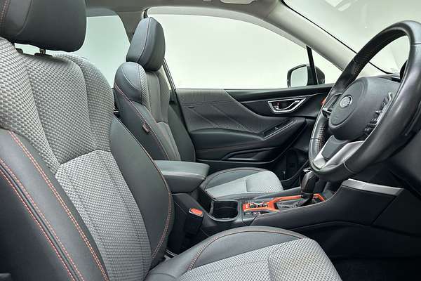 2021 Subaru Forester 2.5i Sport S5