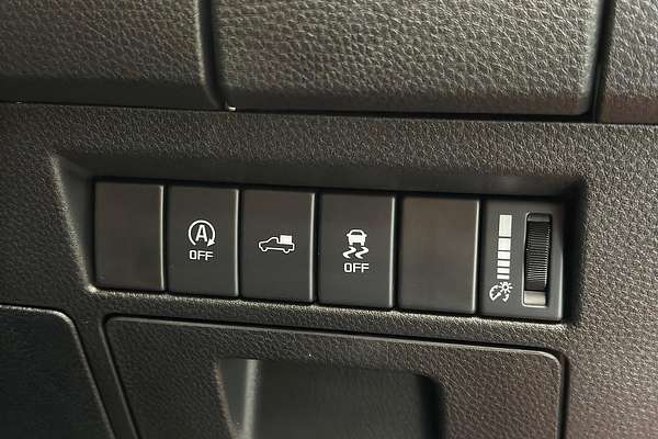 2025 Isuzu D-MAX X-TERRAIN 4X4