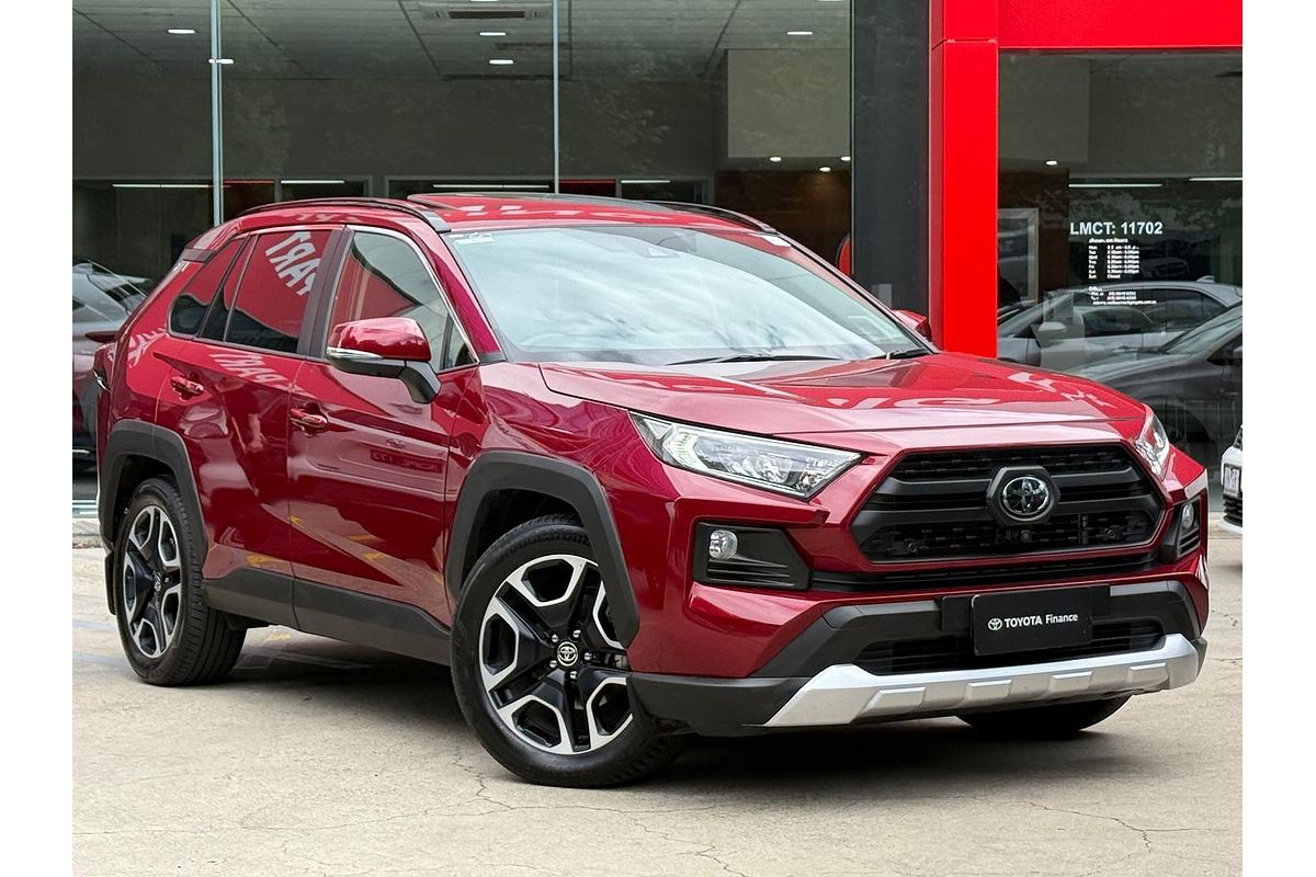 2020 Toyota RAV4 Edge AXAA54R