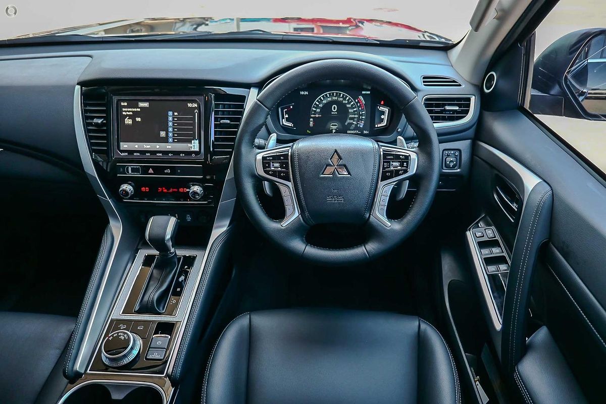 2023 Mitsubishi Pajero Sport GSR QF