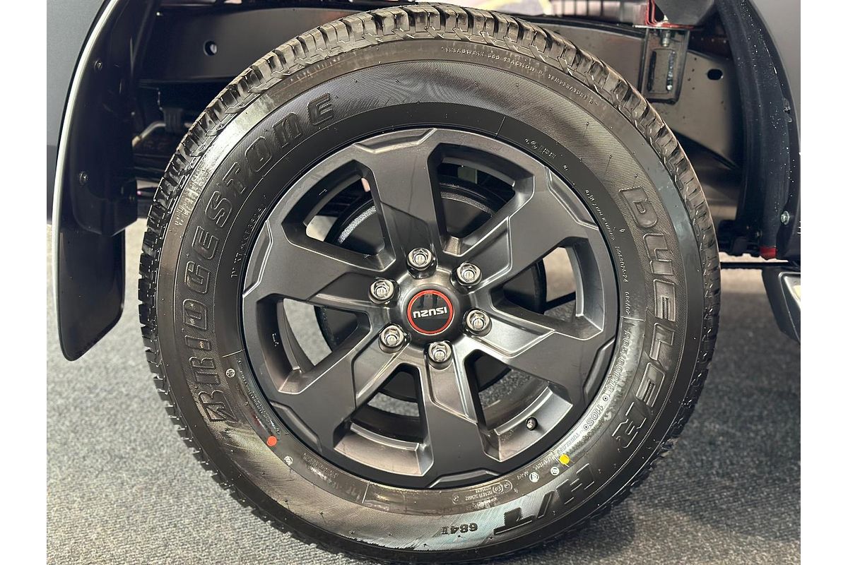 2025 Isuzu D-MAX X-TERRAIN 4X4